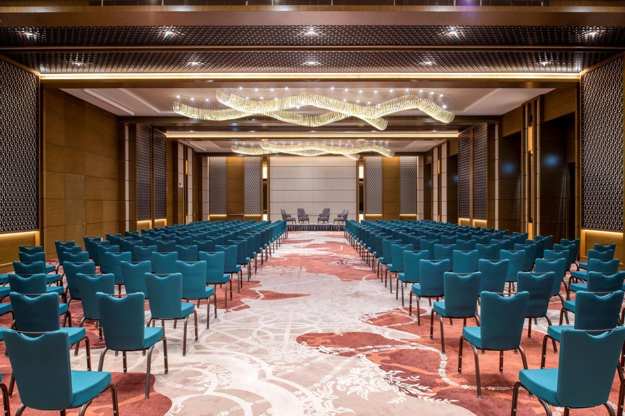 Doubletree Suites By Hilton - Riyadh Financial District Exterior foto
